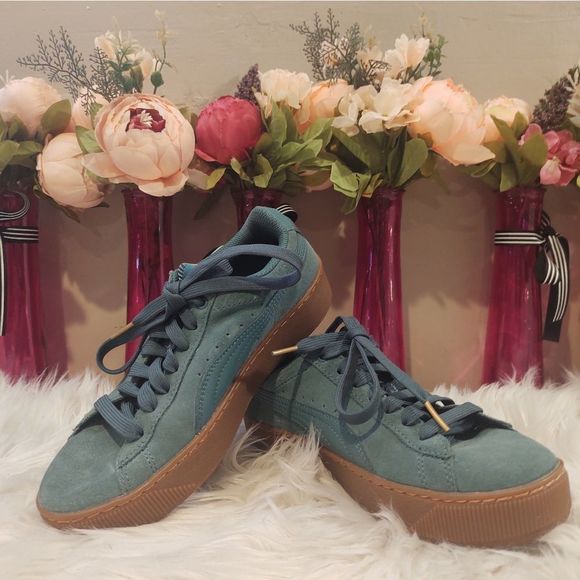 PUMA | NEVER WORN DUSTY TEAL & GOLD PLATFORM SNEAKERS - Picture 2 of 7